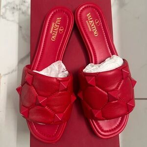 Valentino Roman stud Red leather Slide Sandals